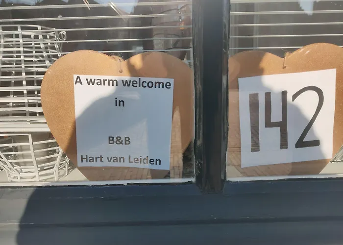 Hart Van